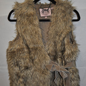 Juicy Couture Womens Faux Fur Vest w Velvet Ribbon